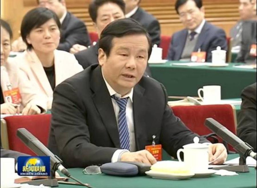 央视《新闻联播》| 总书记来到河南团，宇通总裁汤玉祥向总书记汇报