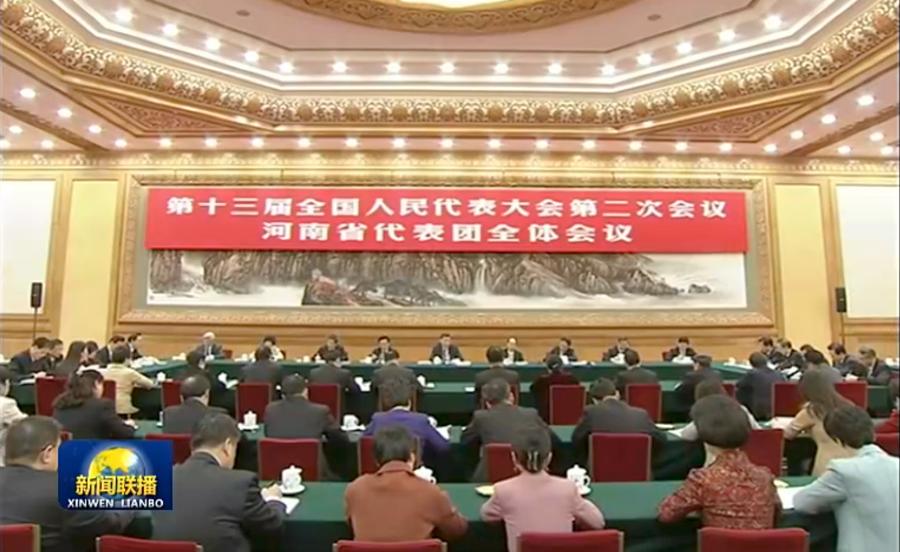 央视《新闻联播》| 总书记来到河南团，宇通总裁汤玉祥向总书记汇报